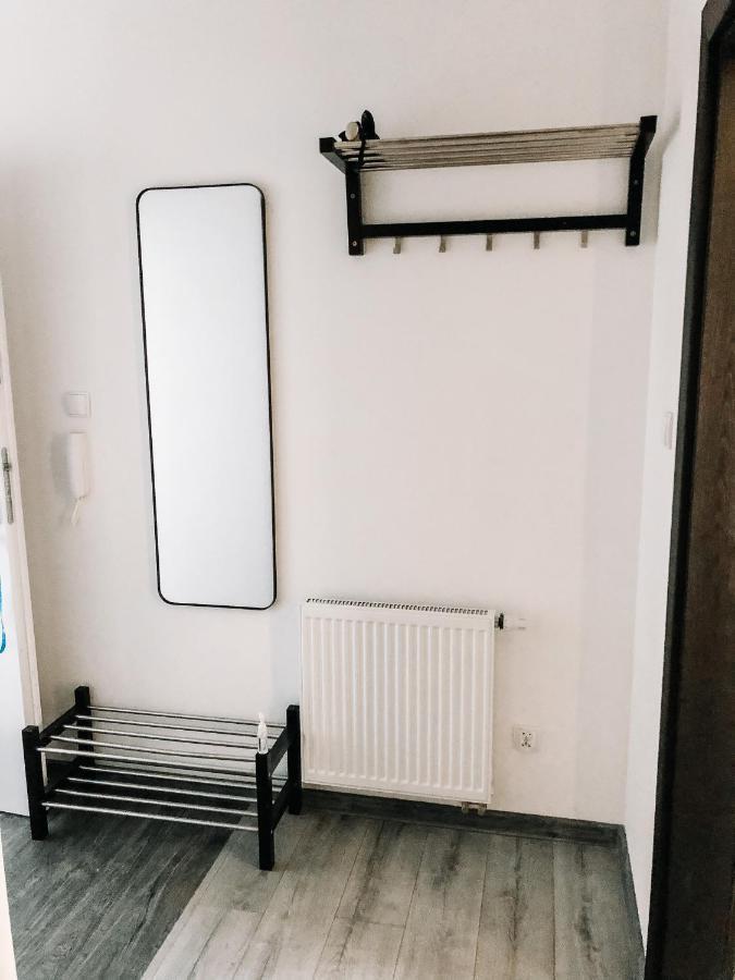 Bieszczadzkie Utulenie Apartment Ustrzyki Dolne Bagian luar foto